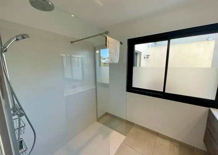 Luxe Le Levant Апартаменты *