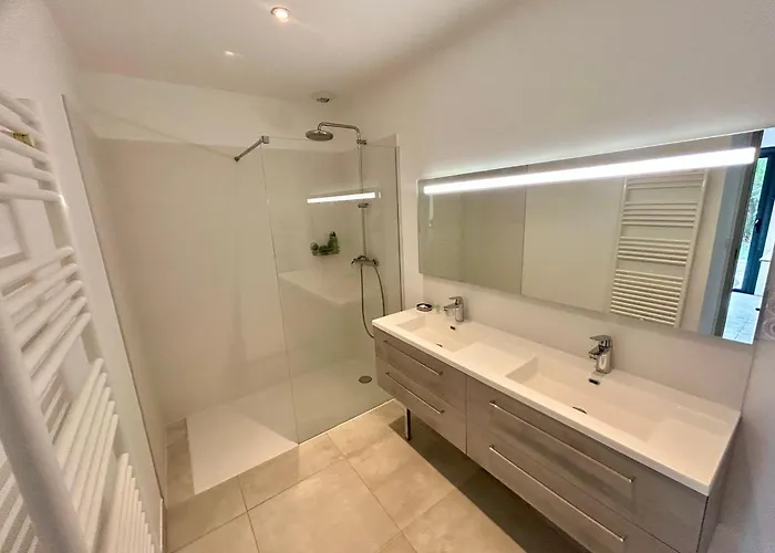 Luxe Le Levant Йер